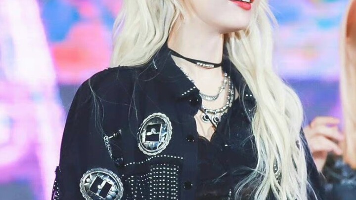 Meninggalkan pekerjaan sebagai pramugari demi bernyanyi, tidak patah semangat meski gagal dalam 50 k