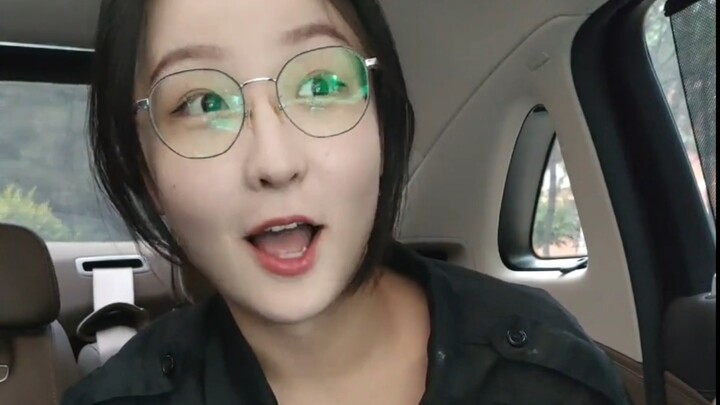 Sisir kacamata yang gila, lagi-lagi bikin ulah nih, like dong!