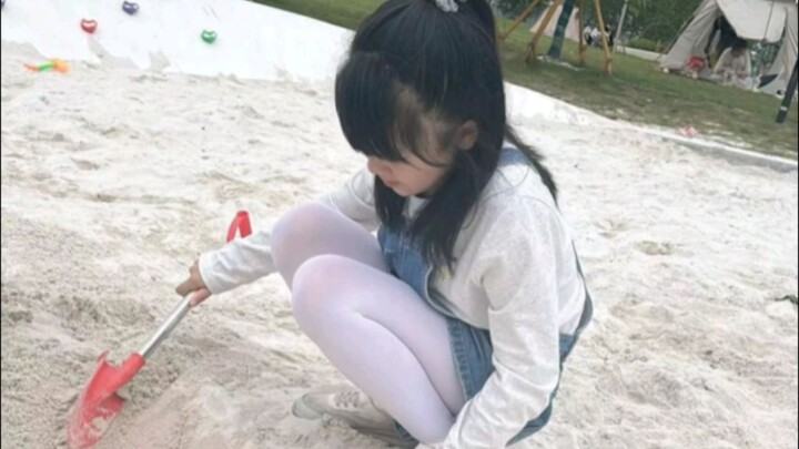 Màu trắng đại diện cho
