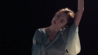 I really love this song by Zhou Shen which is not well known to everyone