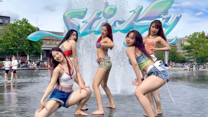 Super akurat! Region Inggris [stiky dance cover] muncul sosok adik perempuan yang dicium untuk kali 