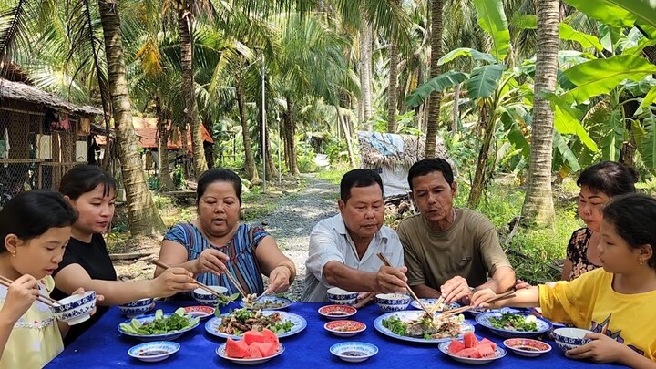 Thử Mới Biết Mực Trứng Nướng Than Hồng Cá Chim Ướp Muối Ớt Sẽ Ngon Như Thế Nào | TKQ & Family T1144