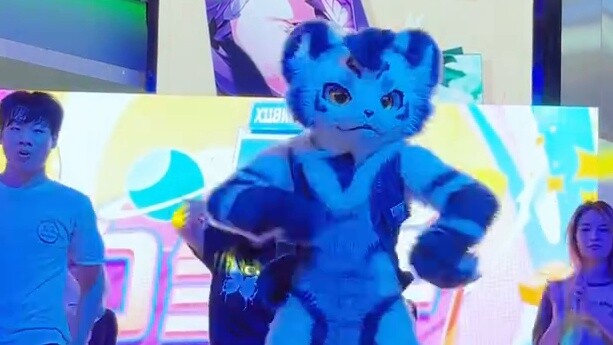 Orcs appeared in the random dance scene!!!