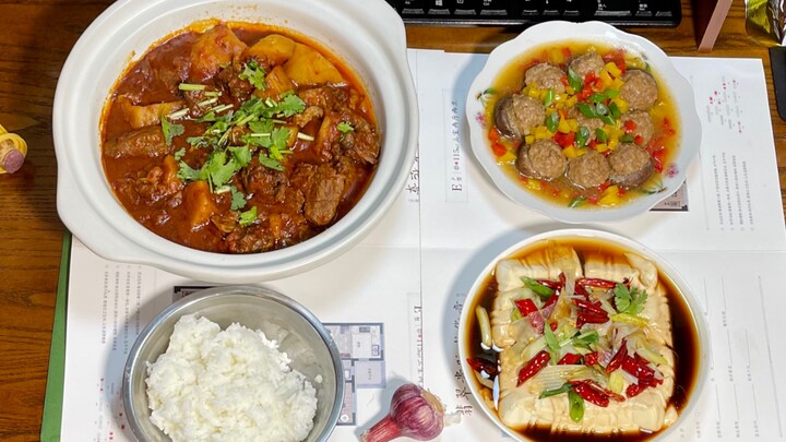 I love the spring breeze and strong liquor, as well as solitude and freedom.