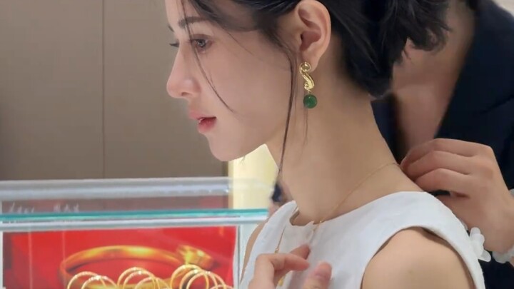 หน้าตาดีสุดๆ