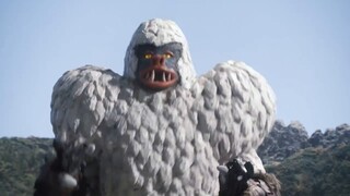 "King Kong vs. Godzilla" juga merupakan lelucon pengisi suara. .