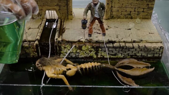 [Original YouTube] Scared stiff! A giant mermaid corpse was accidentally discovered by patrol office