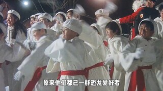 意外被复活的一只远古恐龙 居然被很多人疯狂抢夺《恐龙物语》