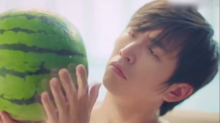 โฆษณาตลกๆ ที่พี่ชายต้าฉุ่ยถ่ายไว้สมัยนั้น