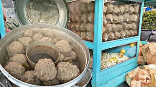 KETEMU BAKSO BERANAK ENAK MURAH MERIAH || UKURAN JUMBO - bakso alun alun gresik