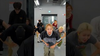 happy virus dance😆😆 #amypark #choreography
