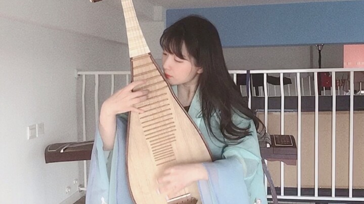 عزف على الببا لمعزوفة "مسرح العرائس بالخيوط"