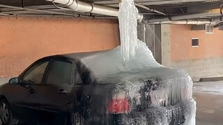 Ah! I’m freezing to death!!