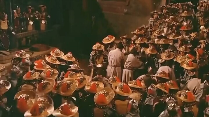 Ini adalah kesalahan Yang Chengxiang, tapi Yang Chengxiang sudah kalian bunuh!