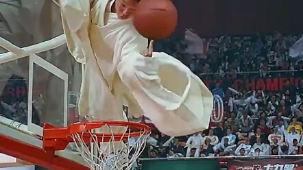 Ahli bela diri ternyata datang bermain basket, dan menghajar mereka habis-habisan!