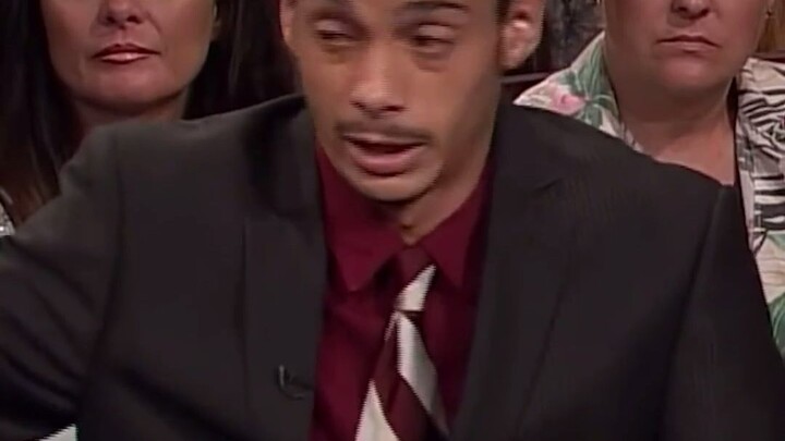 بعد عام اكتشف الأب أن ابنته ليست ابنته البيولوجية، فتصرفه كان مذهلاً للغاية!