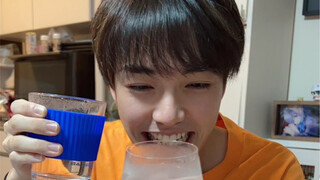 雄大终于长成别人家喝热水的好孩子了