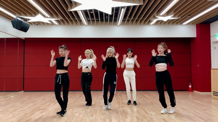 ITZY - Not Shy Stage Practice