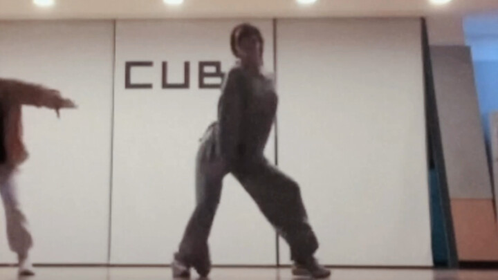(G)I-DLE 211227 วิดีโอซ้อมเต้นล่าสุดของชูฮวา (ดูแรงค์นี้สิ น้องไม่ได้อยู่เฉยเลย)