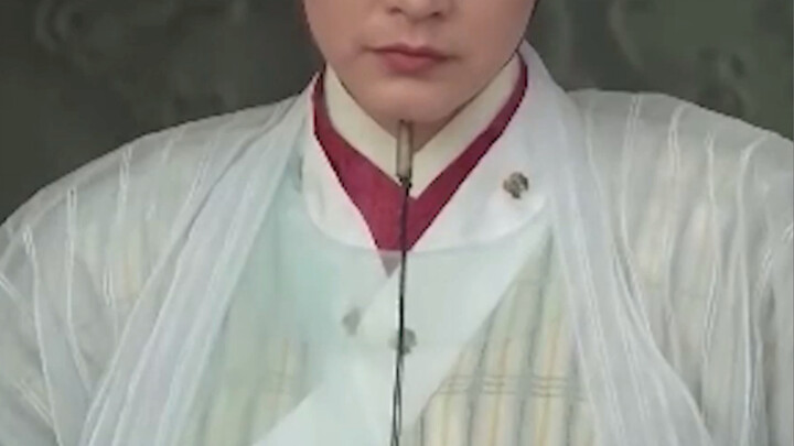 ปิดจันทร์ให้อับอาย บังดอกไม้ให้ละอาย ปลาจมลง นกนางแอ่นร่วงหล่น