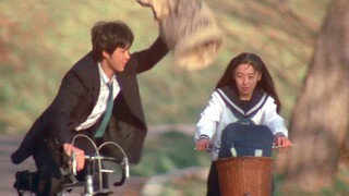 "Ngày xửa ngày xưa, có một người đã yêu em từ rất lâu" - "Thư tình"