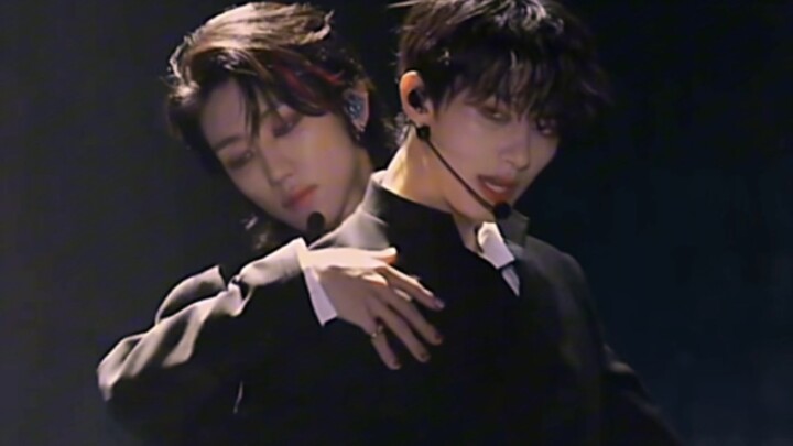 คนคนนี้ก็มีเครื่องหมายปัญหาของตัวเองเช่นกัน