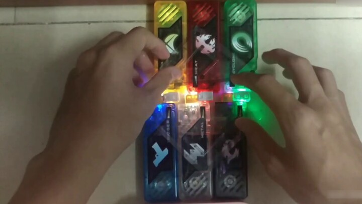 "Enam kenangan berubah pada saat yang sama" benar-benar mengganggu! ! ! Sabuk dapat mengundurkan dir