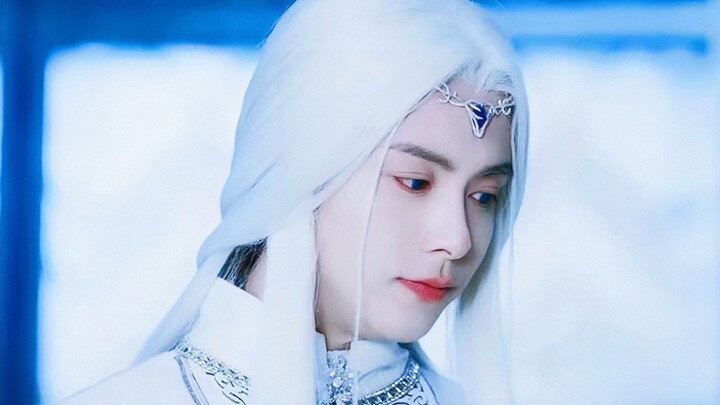 ถ้าให้เงือกเล่นบทนี้ นางเอกถึงจะพูดประโยคแบบว่า “คุณหล่อมาก” ได้ใช่ไหม