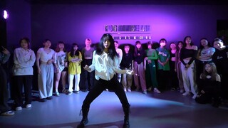 LiLi Choreography-Confiscated