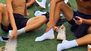 Many people think that sports students have poor grades