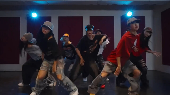 【Biên đạo gốc】Ngâm mình đi! À mà bạn nào gõ HIPHOP thành HIPPOP thì đừng nên góp ý với tôi đâu (cười