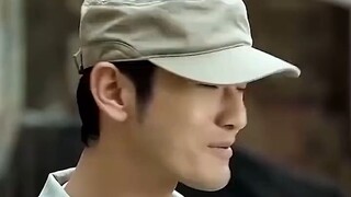 อิปมันช่วยลูกศิษย์ของเขาและเริ่มต้นการเดินทางสู่โลกศิลปะการต่อสู้