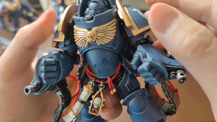 Dark Source Warhammer 40K Ultramarines Primaris Invaders การแชร์แบบแกะกล่อง