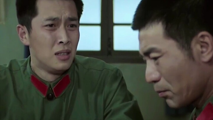 ใกล้จะเกิดสงครามแล้ว พี่เลี้ยงกลับใช้เส้นสาย วางแผนย้ายไปอยู่แนวหลัง