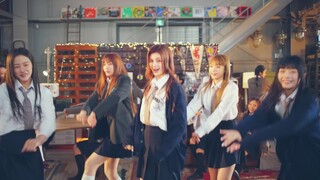 NewJeans 🐰 - Ditto ( Performance ver. )