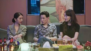 Cinderella hanya mengeluarkan sehelai kertas, dan sokongan gadis licik itu hilang.