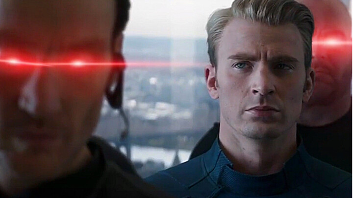 Hydra menepuk pantat Captain America