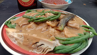 Beef Kare Kare with Hot n Spicy Alamang