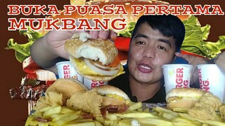 Buka puasa pertama mukbang burger tantangan dari istri !! gak kuat genk !