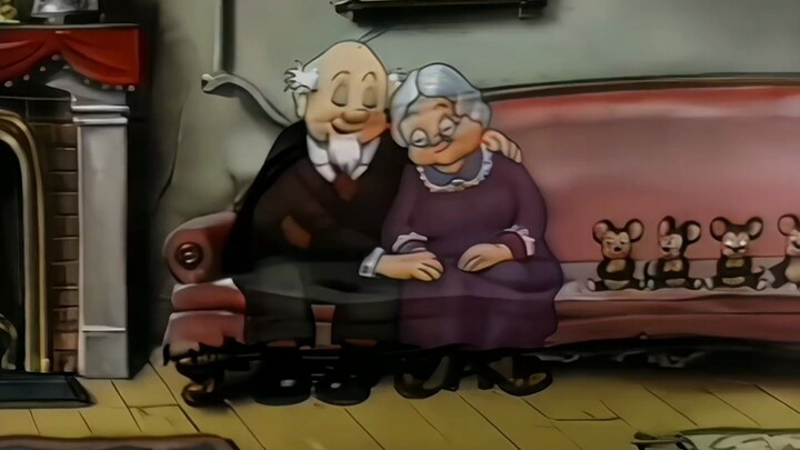 A little mouse takes care of an elderly couple, who, grateful for its kindness, leave their inherita