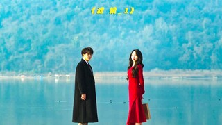 女人海边拍照时竟被闪电劈中