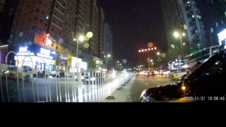 Sebuah video memberi tahu Anda betapa putus asanya para pengemudi di Timur Laut akhir-akhir ini, mer