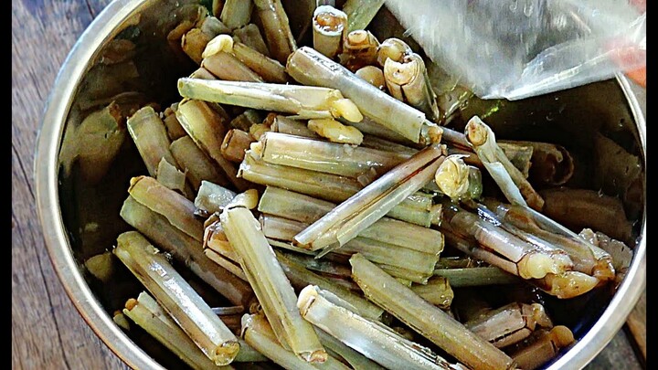 Thai dish , stir fired razor clams with chilli