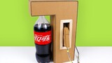Dùng giấy bìa làm máy pha nước giải khát Coca-Cola cực sáng tạo!