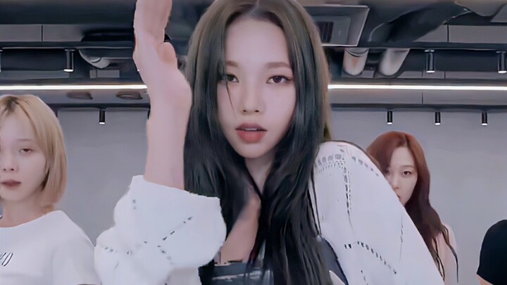 Focus |柳智敏练习室 是火摇曳还是蛇吐信