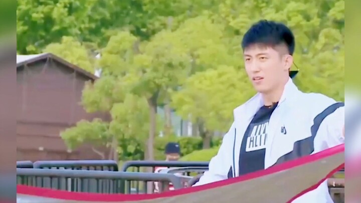 หวงจิ้งอวี่ บอกคุณว่าฉันแค่รับปาก ไม่เกี่ยวกับการลงมือทำ~ ฮ่าฮ่าฮ่าฮ่าฮ่า