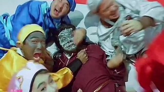 人类大战秦始皇僵尸，竟然还有无敌麒麟脚。