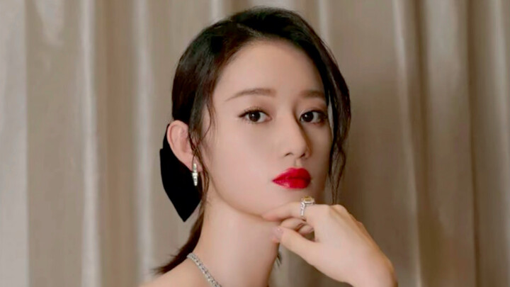 Nhan sắc của hai người họ thật xứng đôi, đúng kiểu “con nhà nòi” chính hiệu!