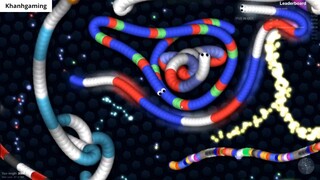 Slither.io 1 Tiny Hacker Snake vs Troll Giant Snakes Epic Slitherio Gameplay 6