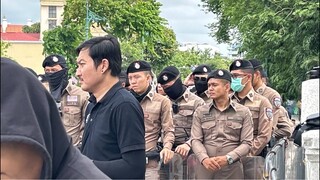 🔴Live19 - “จตุพร” นำทีมคณะรวมพลังแผ่นดินฯ นำป้ายปิดล้อมทำเนียบฯ ไม่ให้ “แพทองธาร” เข้าทำงาน